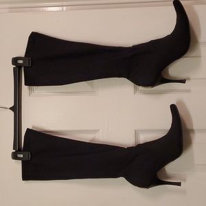 Donald Pliner Knee High Black Boots Size 7